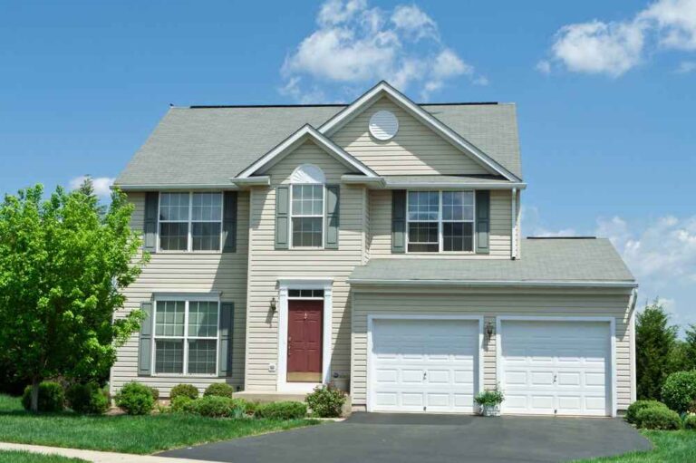 Expert roofing services in Arcadia FL